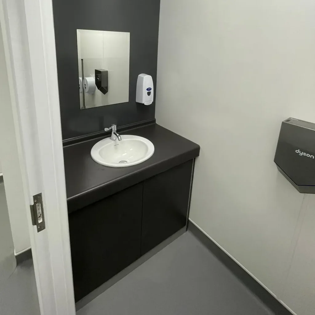 Page header: IPS Systems | School bathroom cubicles